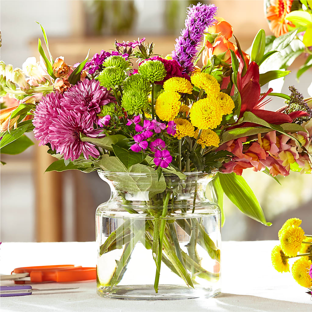 Bold & Bright – A Florist Original – LESLIE'S FLOWERS & PARTY SUPPLIES, Howell NJ