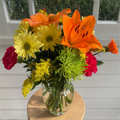 Bold & Bright – A Florist Original – LESLIE'S FLOWERS & PARTY SUPPLIES, Howell NJ