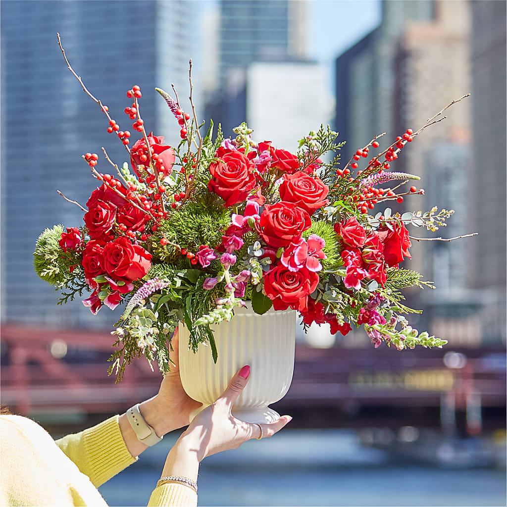 Big Red Bow Bouquet – LESLIE'S FLOWERS & PARTY SUPPLIES, Howell NJ