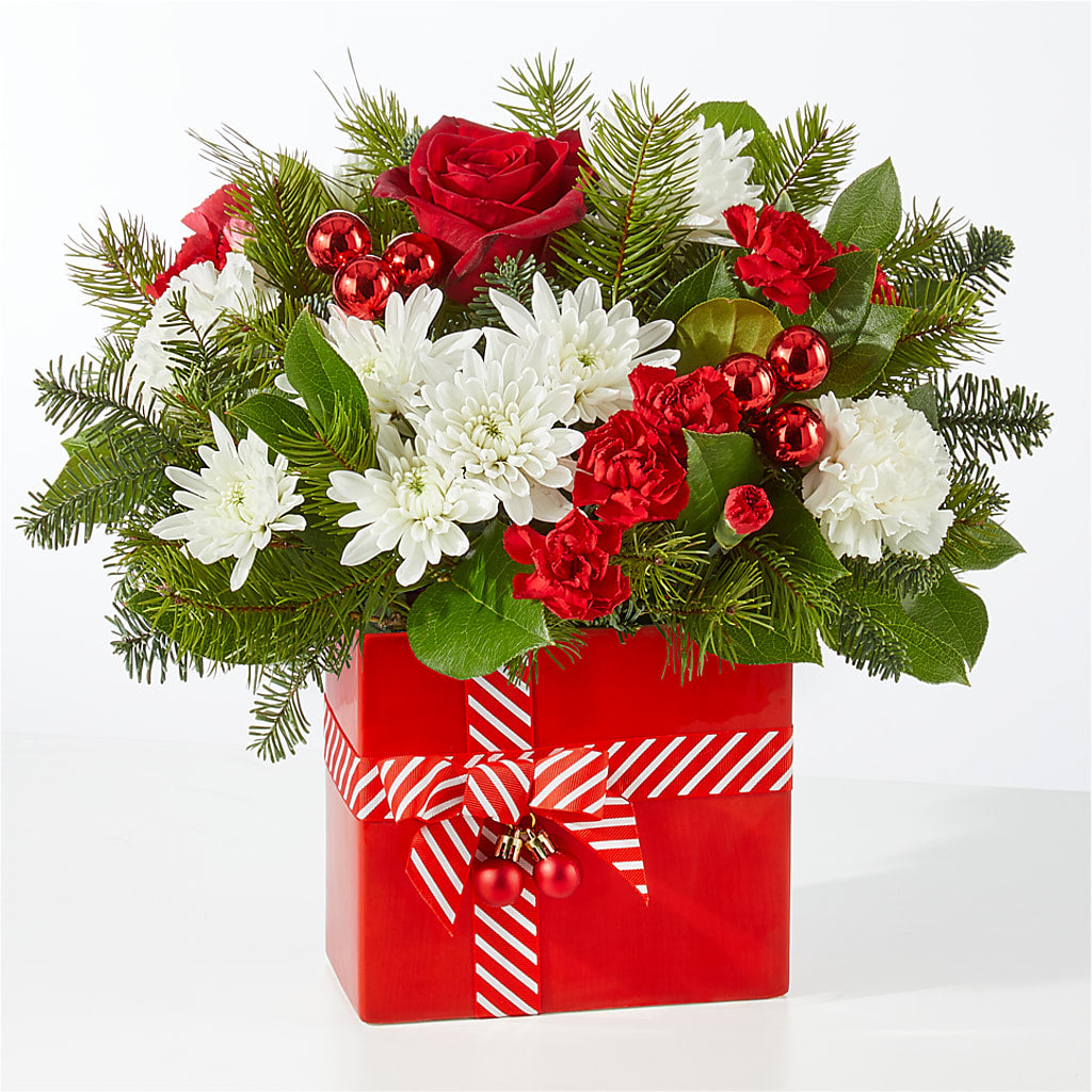 Presents Under the Tree Bouquet – LESLIE'S FLOWERS & PARTY SUPPLIES, Howell NJ