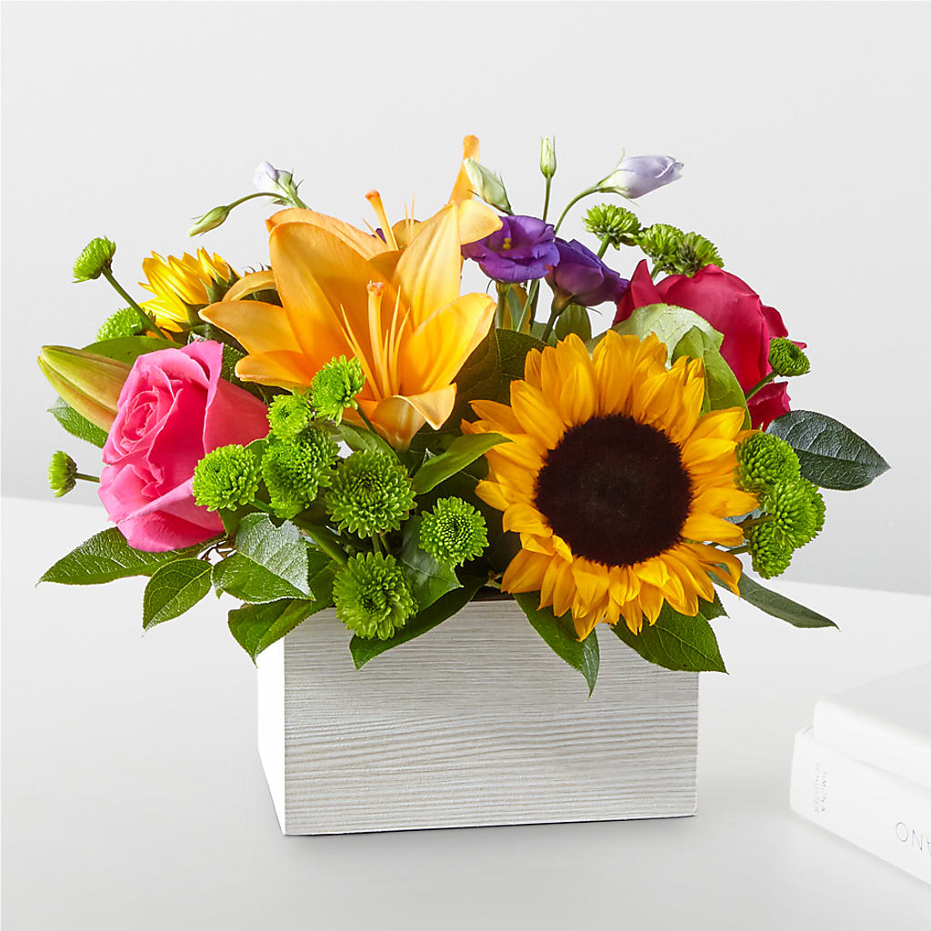 Best Day Box Bouquet – LESLIE'S FLOWERS & PARTY SUPPLIES, Howell NJ