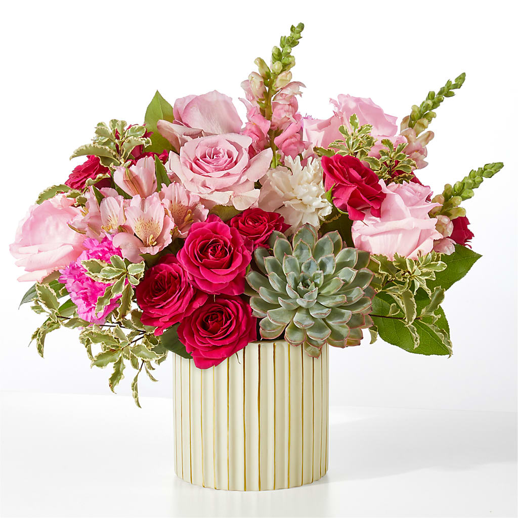 Magenta Musings Bouquet – LESLIE'S FLOWERS & PARTY SUPPLIES, Howell NJ