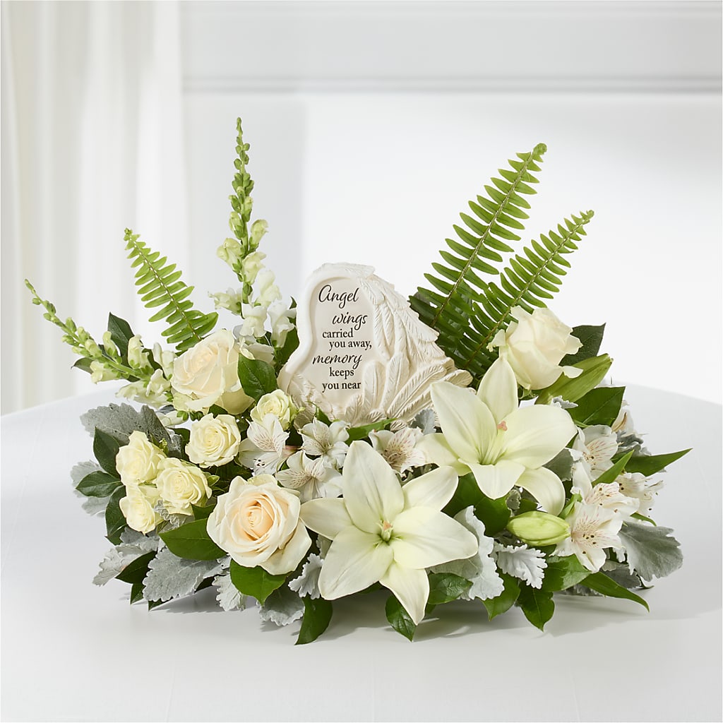 Holding You Close Arrangement – LESLIE'S FLOWERS & PARTY SUPPLIES, Howell NJ