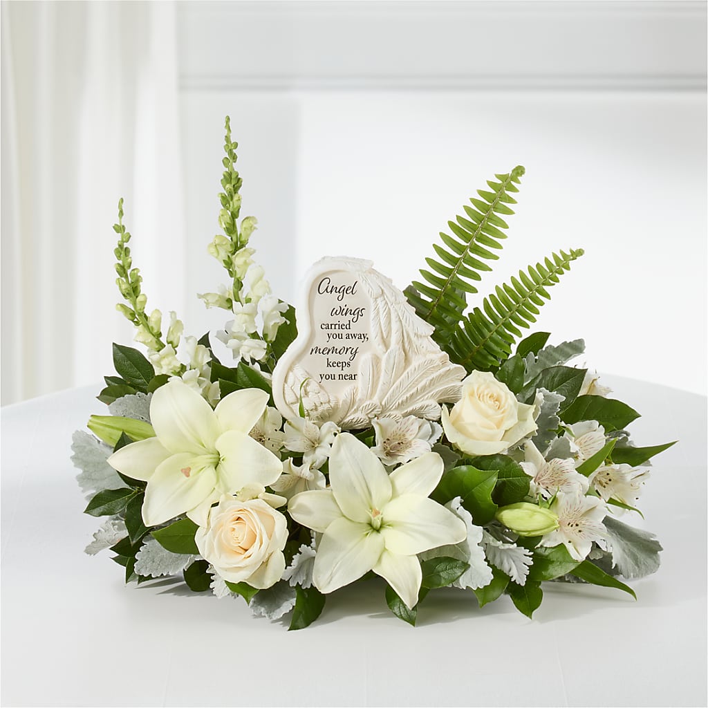 Holding You Close Arrangement – LESLIE'S FLOWERS & PARTY SUPPLIES, Howell NJ