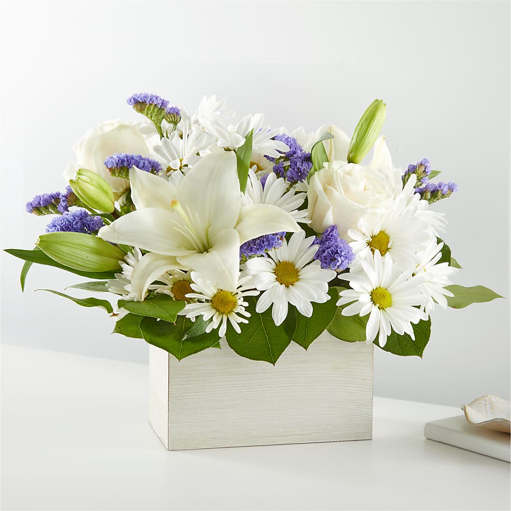 Beyond Blue Box Bouquet – LESLIE'S FLOWERS & PARTY SUPPLIES, Howell NJ