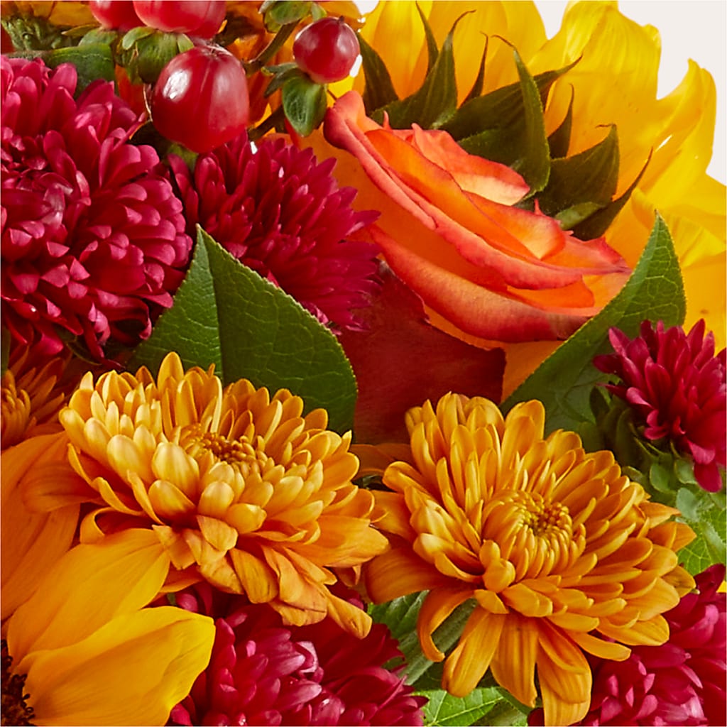 Sweater Season - A Florist Original – LESLIE'S FLOWERS & PARTY SUPPLIES, Howell NJ