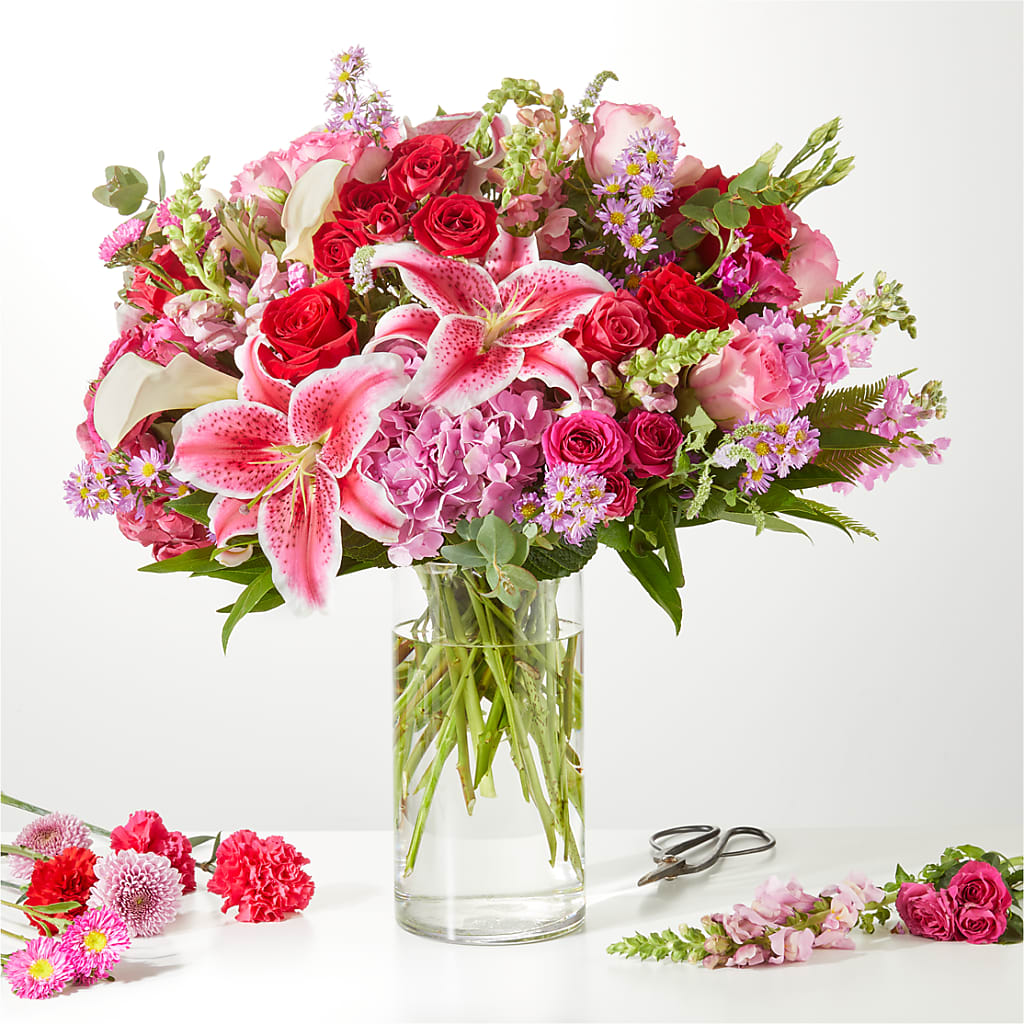 Swooning Over You - A Luxury Florist Original – LESLIE'S FLOWERS & PARTY SUPPLIES, Howell NJ