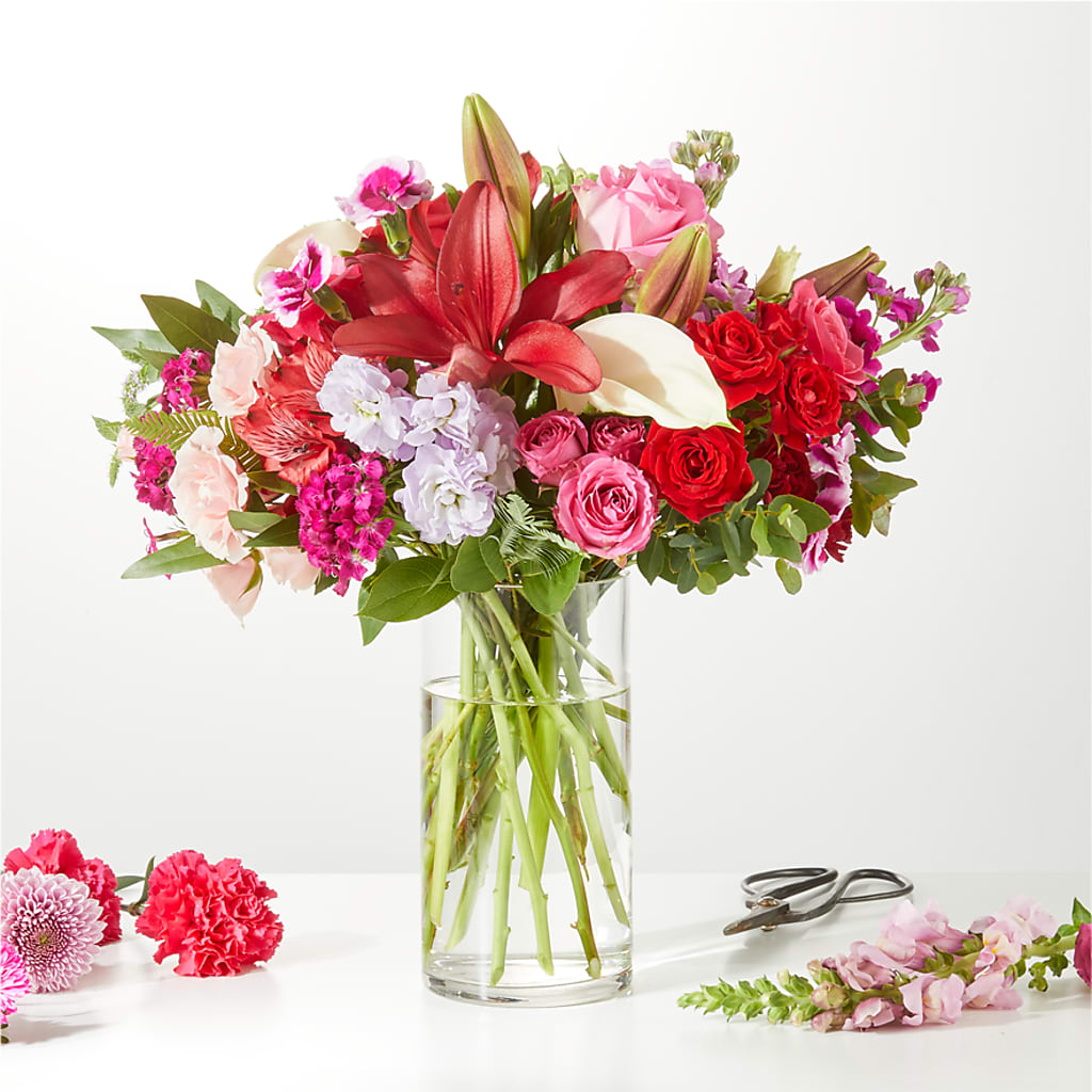 Swooning Over You - A Luxury Florist Original – LESLIE'S FLOWERS & PARTY SUPPLIES, Howell NJ