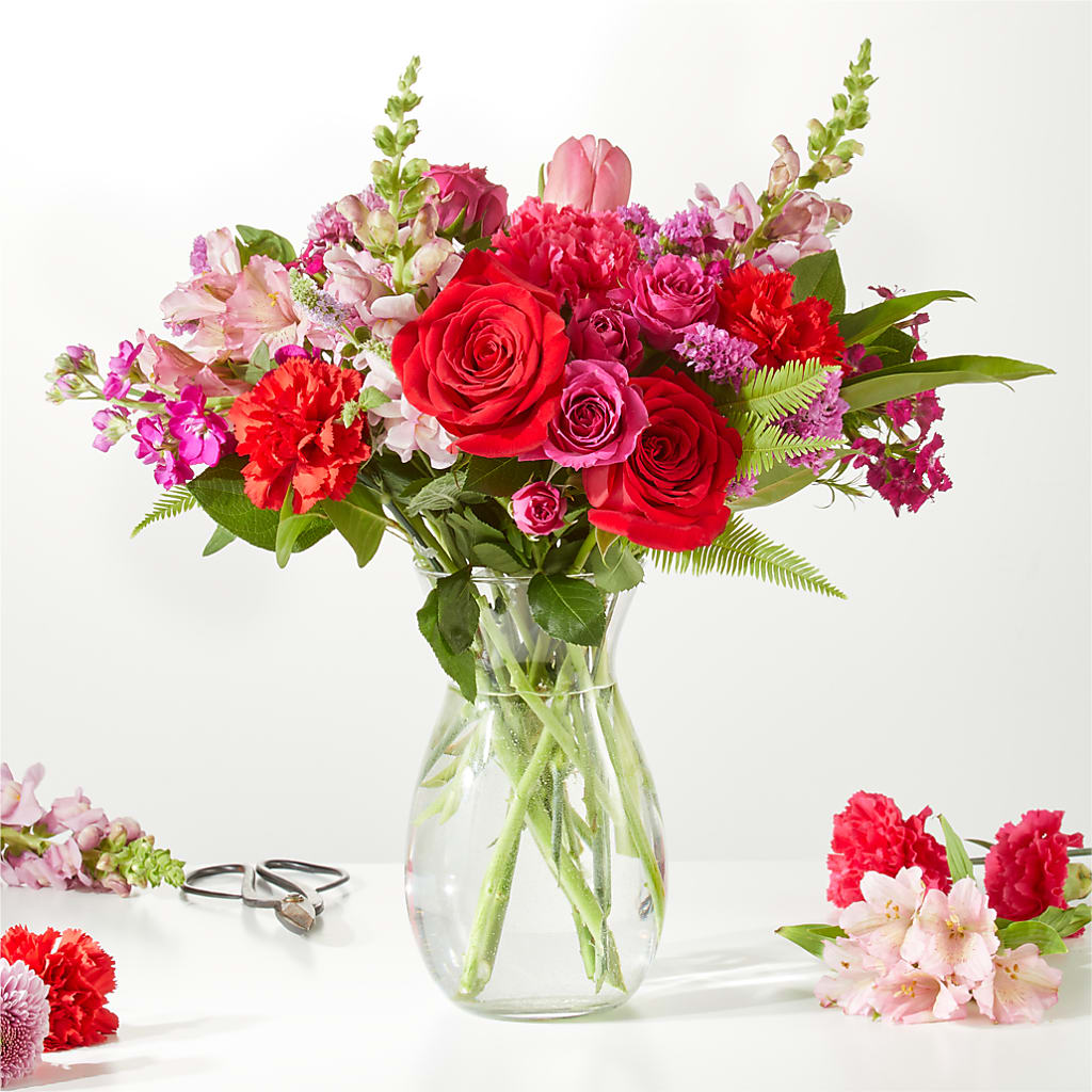 Together Forever - A Florist Original – LESLIE'S FLOWERS & PARTY SUPPLIES, Howell NJ