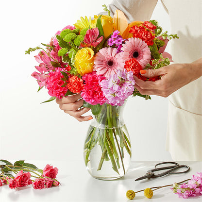 Cue the Confetti - A Florist Original – LESLIE'S FLOWERS & PARTY SUPPLIES, Howell NJ