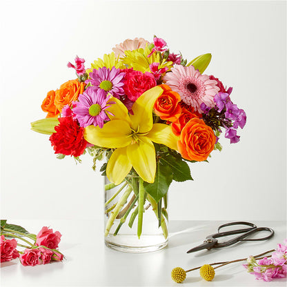 Cue the Confetti - A Florist Original – LESLIE'S FLOWERS & PARTY SUPPLIES, Howell NJ