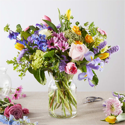 Pastel Tradition - A Florist Original – LESLIE'S FLOWERS & PARTY SUPPLIES, Howell NJ