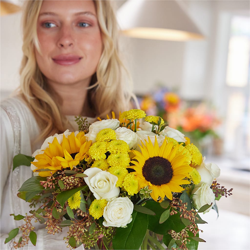 Luminous Morning Bouquet – LESLIE'S FLOWERS & PARTY SUPPLIES, Howell NJ