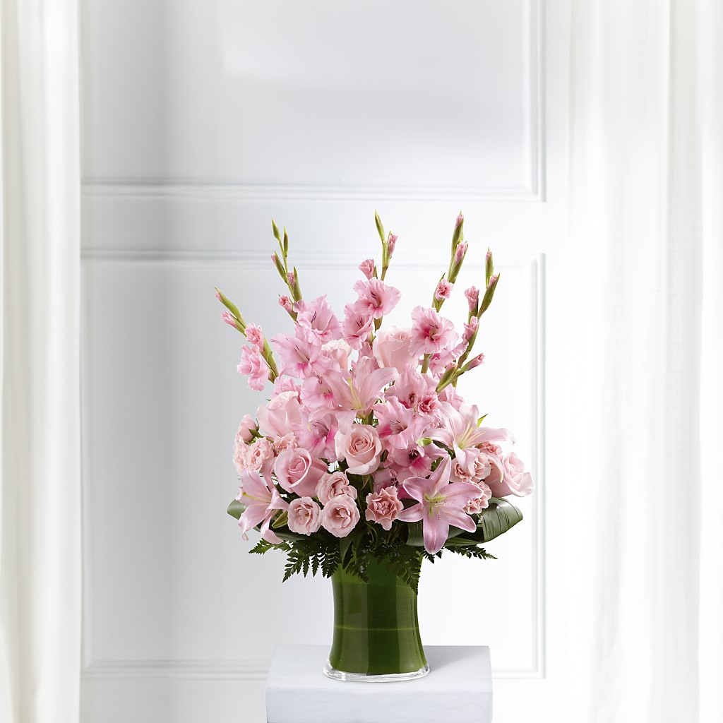 Lovely Tribute Bouquet – LESLIE'S FLOWERS & PARTY SUPPLIES, Howell NJ