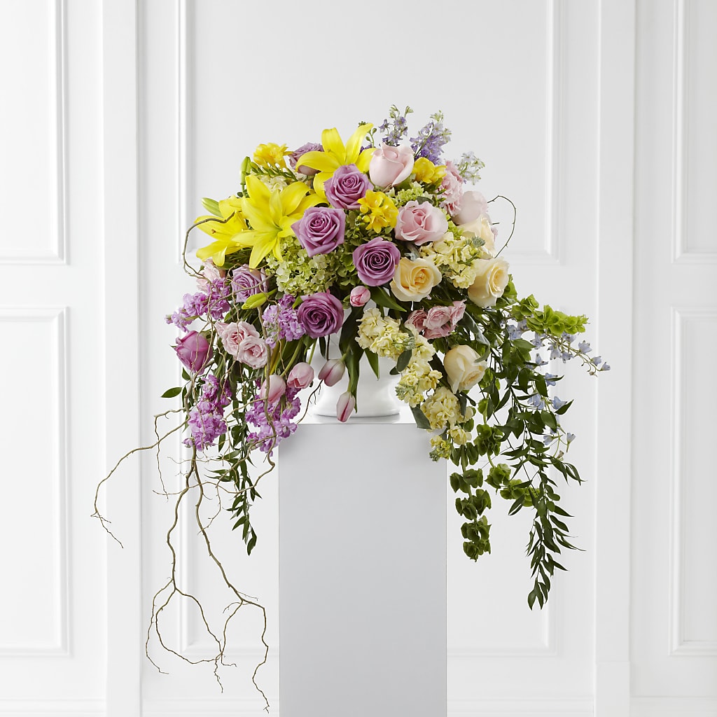 Display of Affection Arrangement – LESLIE'S FLOWERS & PARTY SUPPLIES, Howell NJ