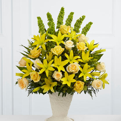 Golden Memories Arrangement – LESLIE'S FLOWERS & PARTY SUPPLIES, Howell NJ