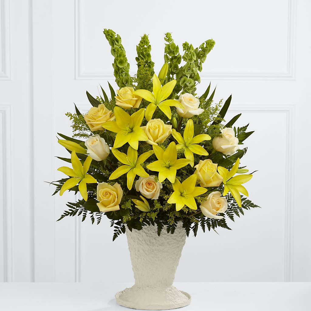 Golden Memories Arrangement – LESLIE'S FLOWERS & PARTY SUPPLIES, Howell NJ
