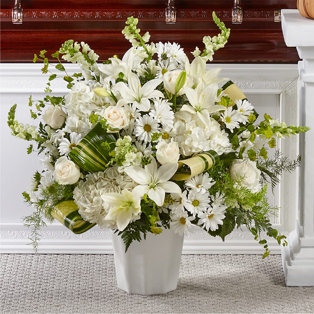 Thoughts of Tranquility Floor Basket – LESLIE'S FLOWERS & PARTY SUPPLIES, Howell NJ