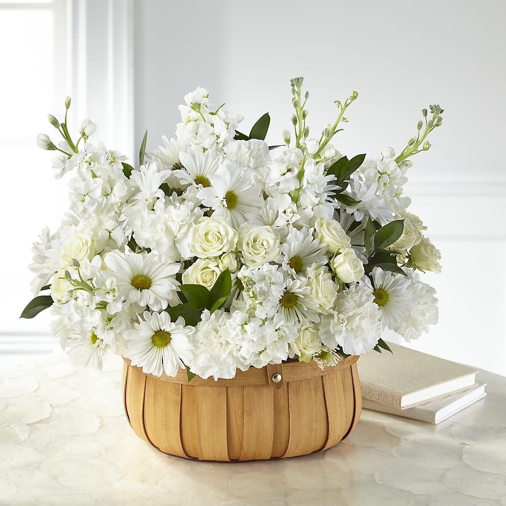 Graceful Garden Basket – LESLIE'S FLOWERS & PARTY SUPPLIES, Howell NJ