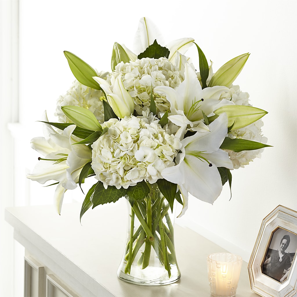 Compassionate Lily Bouquet – LESLIE'S FLOWERS & PARTY SUPPLIES, Howell NJ