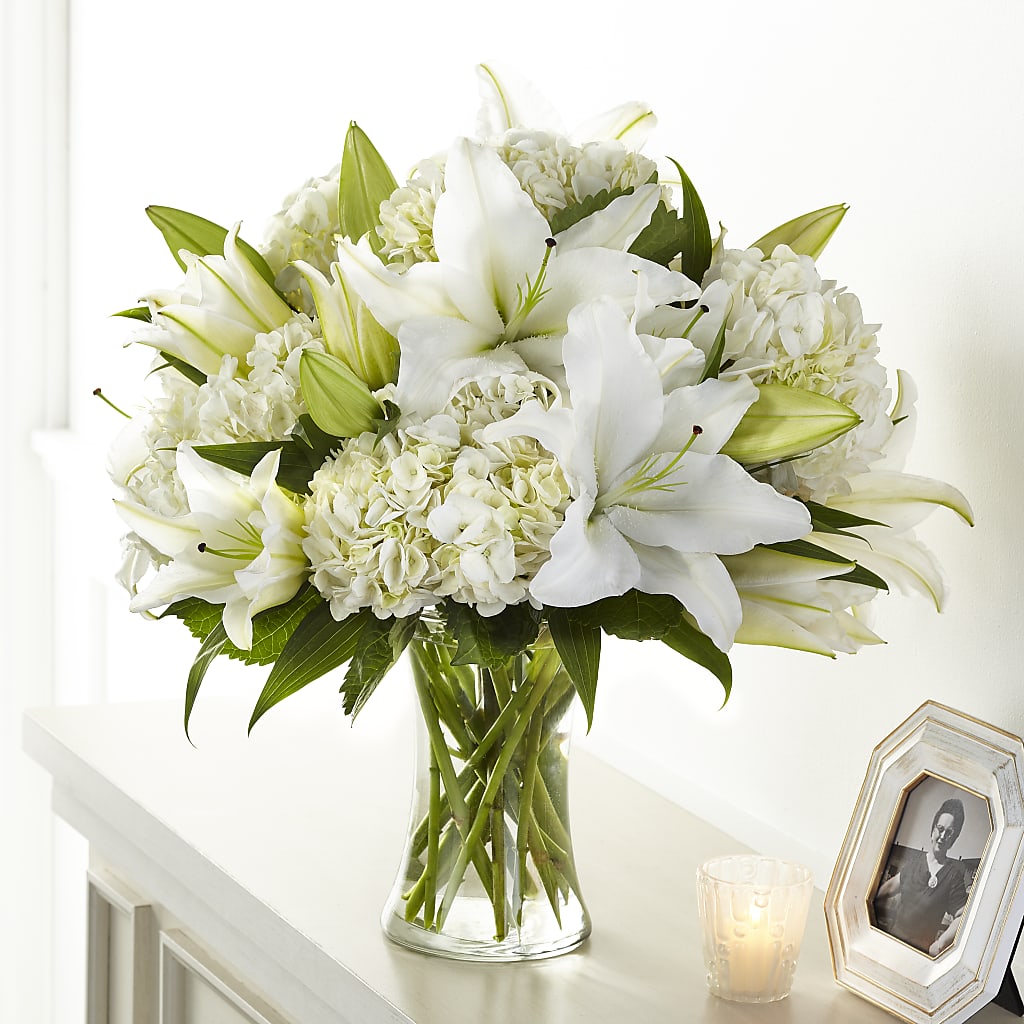 Compassionate Lily Bouquet – LESLIE'S FLOWERS & PARTY SUPPLIES, Howell NJ
