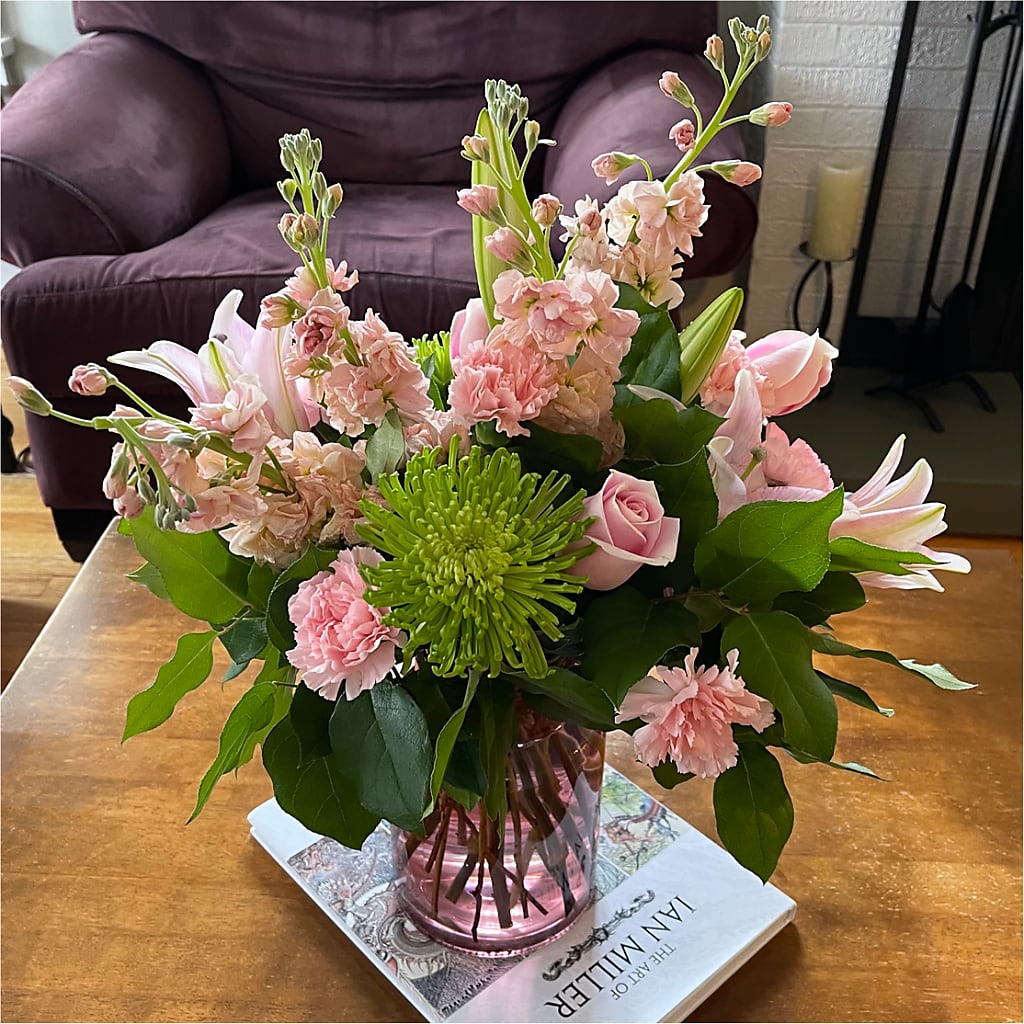 Pretty in Pink Bouquet – LESLIE'S FLOWERS & PARTY SUPPLIES, Howell NJ