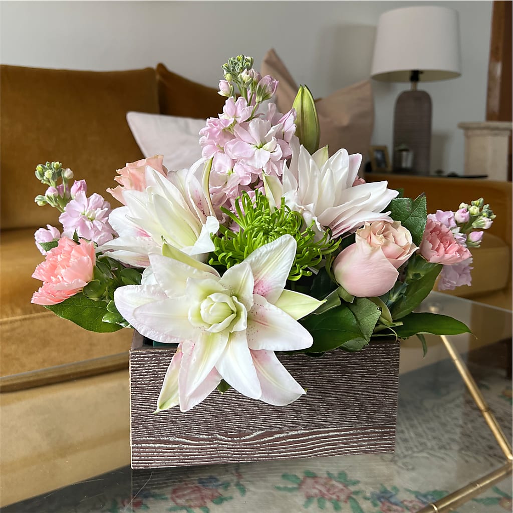 Beautiful Spirit Basket – LESLIE'S FLOWERS & PARTY SUPPLIES, Howell NJ