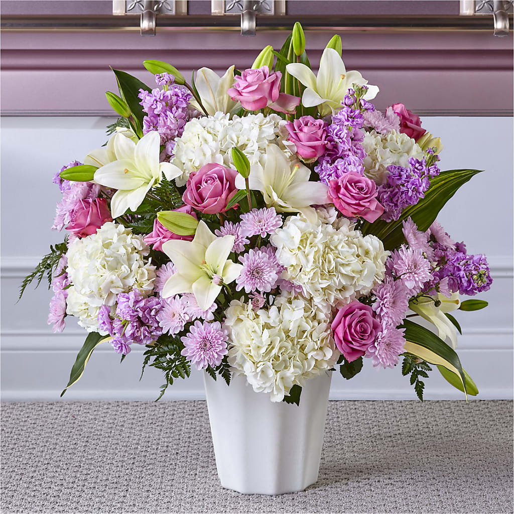 Heaven Sent Floor Basket – LESLIE'S FLOWERS & PARTY SUPPLIES, Howell NJ