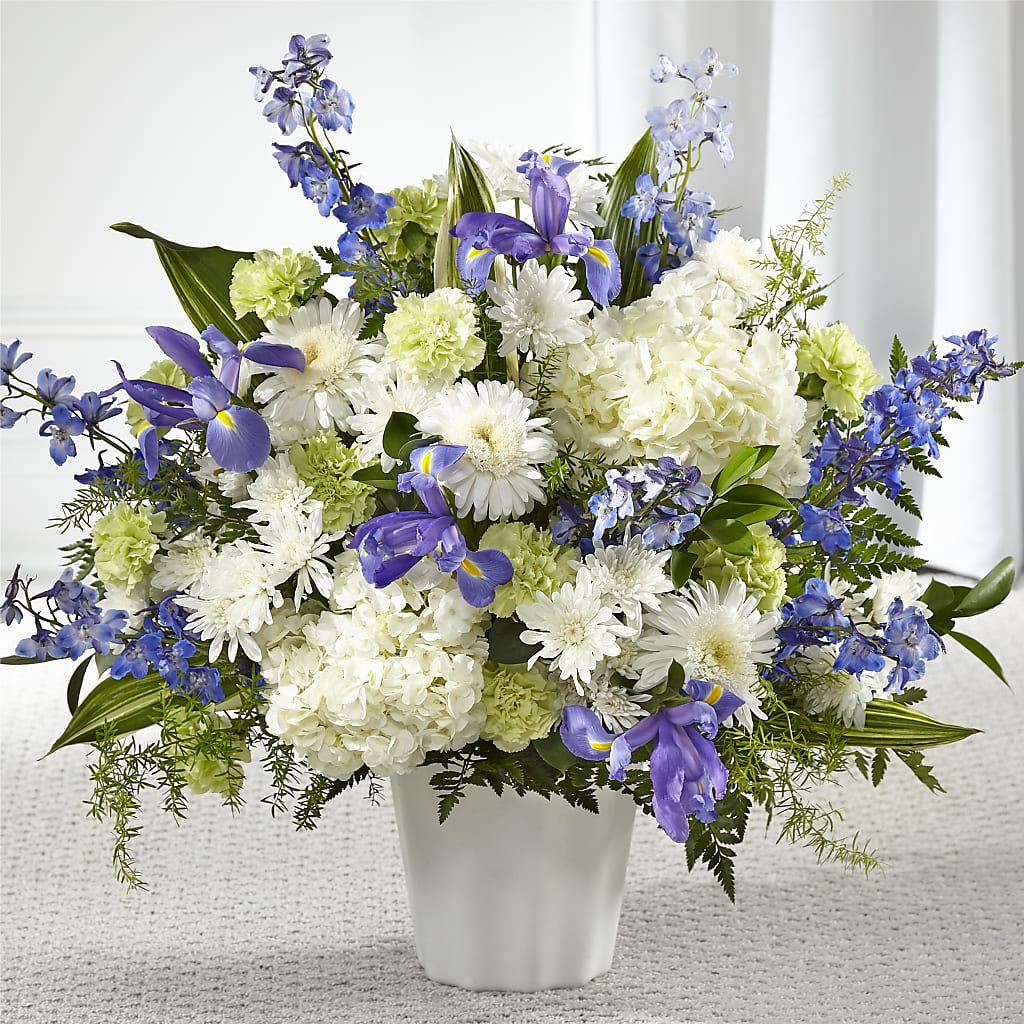 Soft Serenity Floor Basket – LESLIE'S FLOWERS & PARTY SUPPLIES, Howell NJ