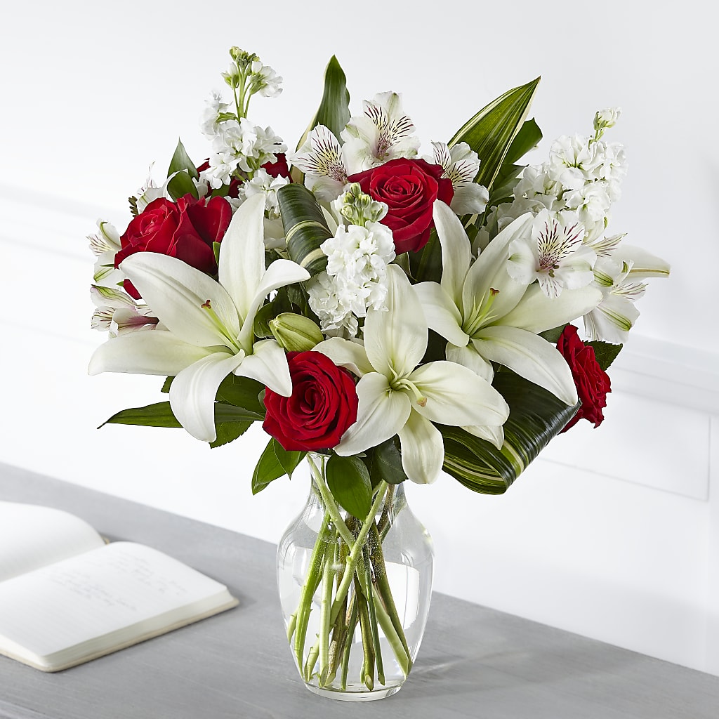 Loving Respect Bouquet – LESLIE'S FLOWERS & PARTY SUPPLIES, Howell NJ