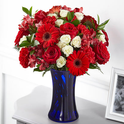 Hearts Embrace Bouquet – LESLIE'S FLOWERS & PARTY SUPPLIES, Howell NJ