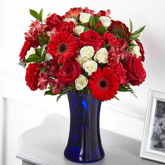 Hearts Embrace Bouquet – LESLIE'S FLOWERS & PARTY SUPPLIES, Howell NJ