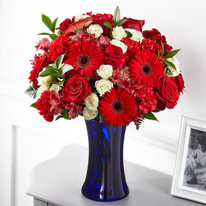 Hearts Embrace Bouquet – LESLIE'S FLOWERS & PARTY SUPPLIES, Howell NJ