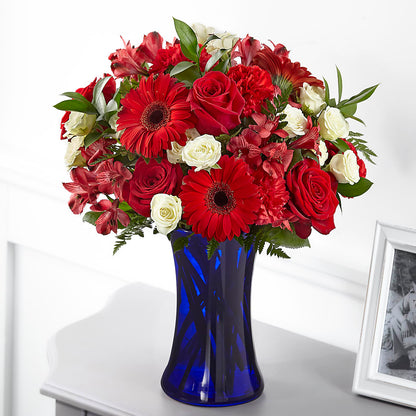 Hearts Embrace Bouquet – LESLIE'S FLOWERS & PARTY SUPPLIES, Howell NJ