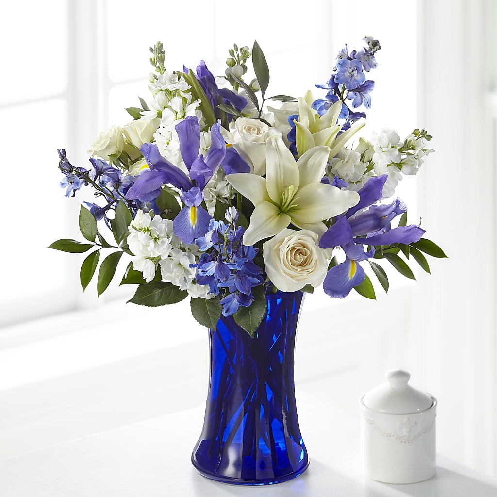 Calming Comfort Bouquet – LESLIE'S FLOWERS & PARTY SUPPLIES, Howell NJ