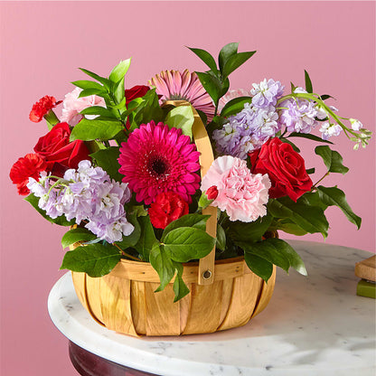 Pink Picnic Basket – LESLIE'S FLOWERS & PARTY SUPPLIES, Howell NJ