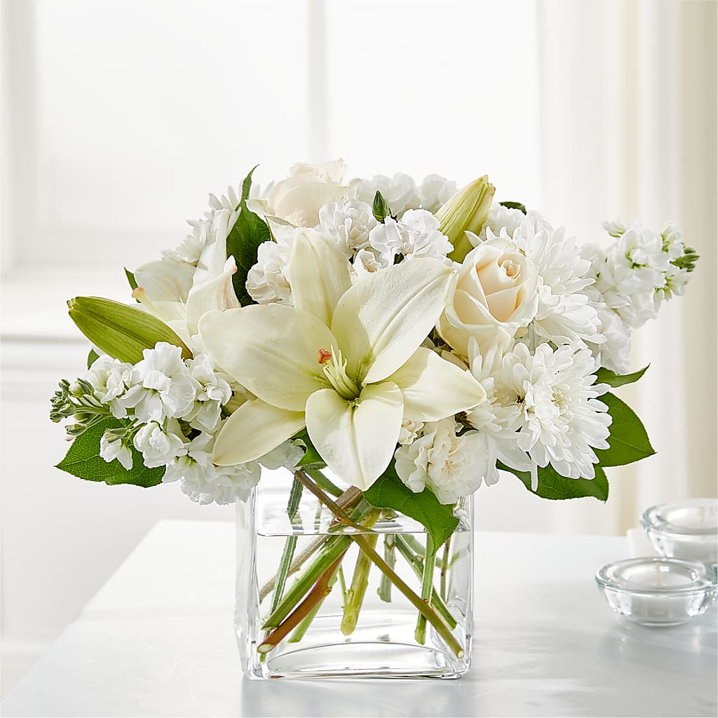 Gentle Breeze Bouquet – LESLIE'S FLOWERS & PARTY SUPPLIES, Howell NJ