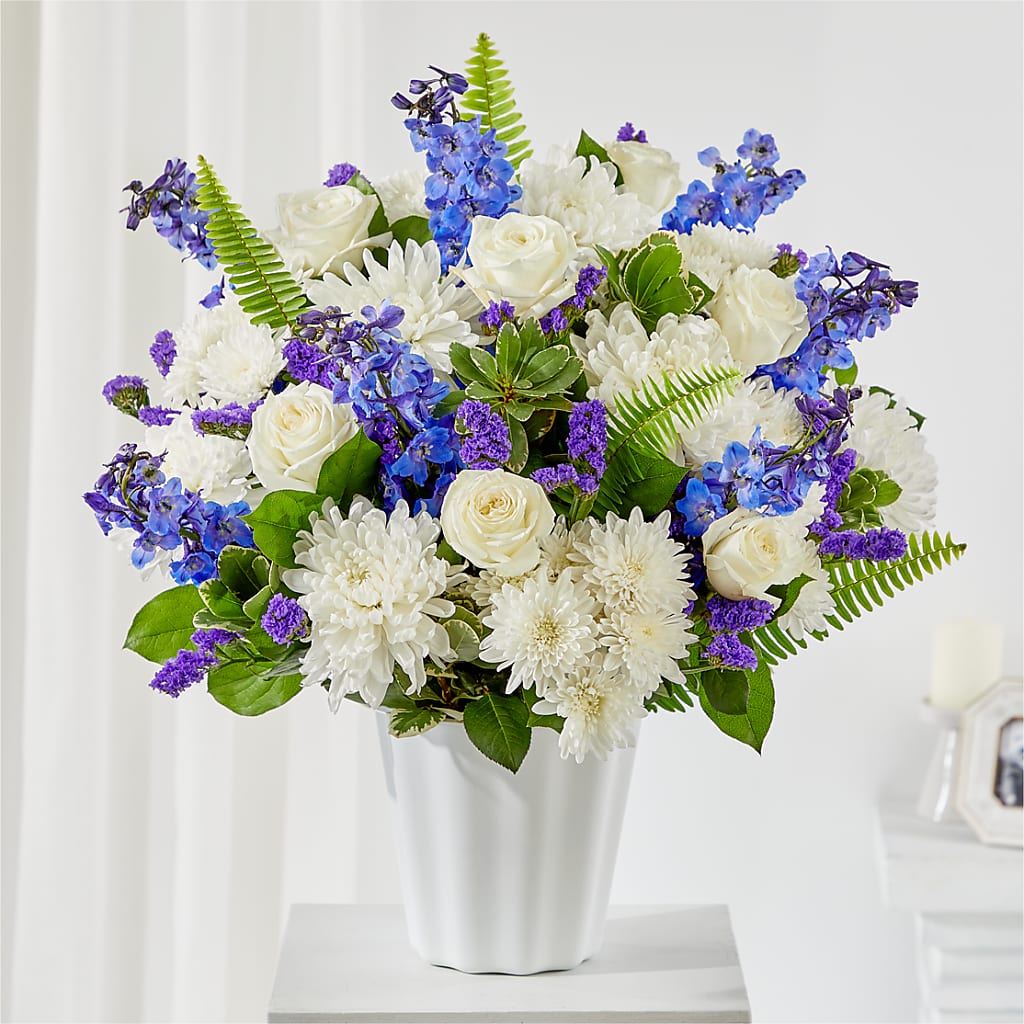Hold Dear Tabletop Basket – LESLIE'S FLOWERS & PARTY SUPPLIES, Howell NJ