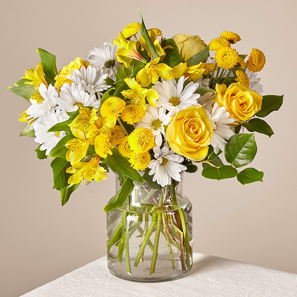 Sunny Sentiments Bouquet – LESLIE'S FLOWERS & PARTY SUPPLIES, Howell NJ