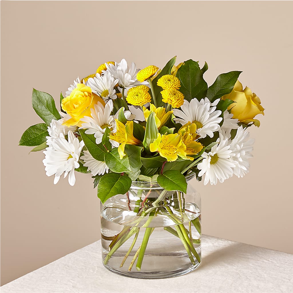 Sunny Sentiments Bouquet – LESLIE'S FLOWERS & PARTY SUPPLIES, Howell NJ