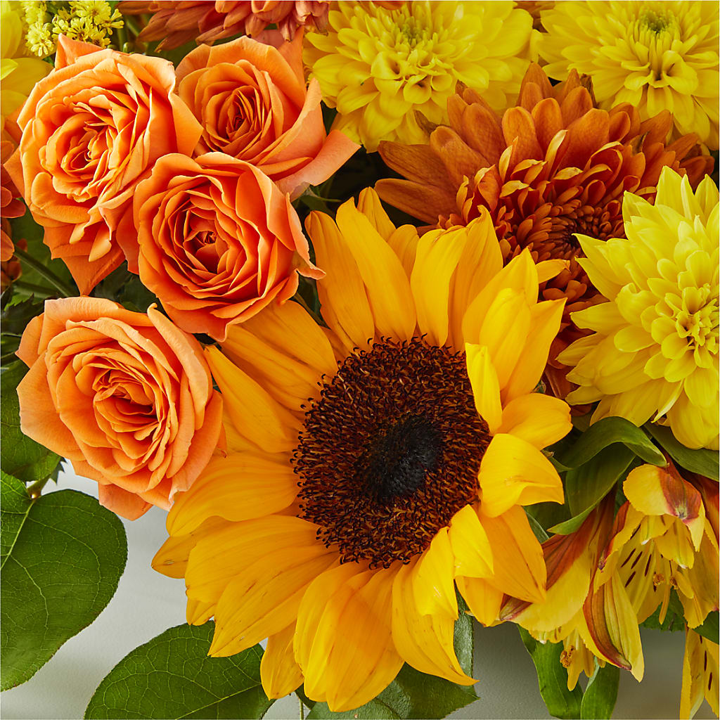 Autumn Harmony Centerpiece – LESLIE'S FLOWERS & PARTY SUPPLIES, Howell NJ