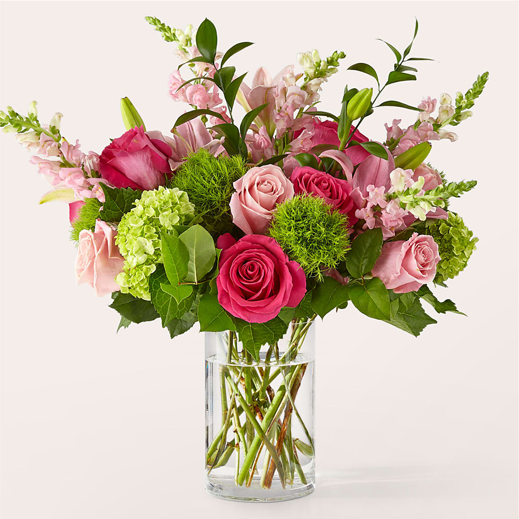 Fit for a Queen Luxury Bouquet – LESLIE'S FLOWERS & PARTY SUPPLIES, Howell NJ