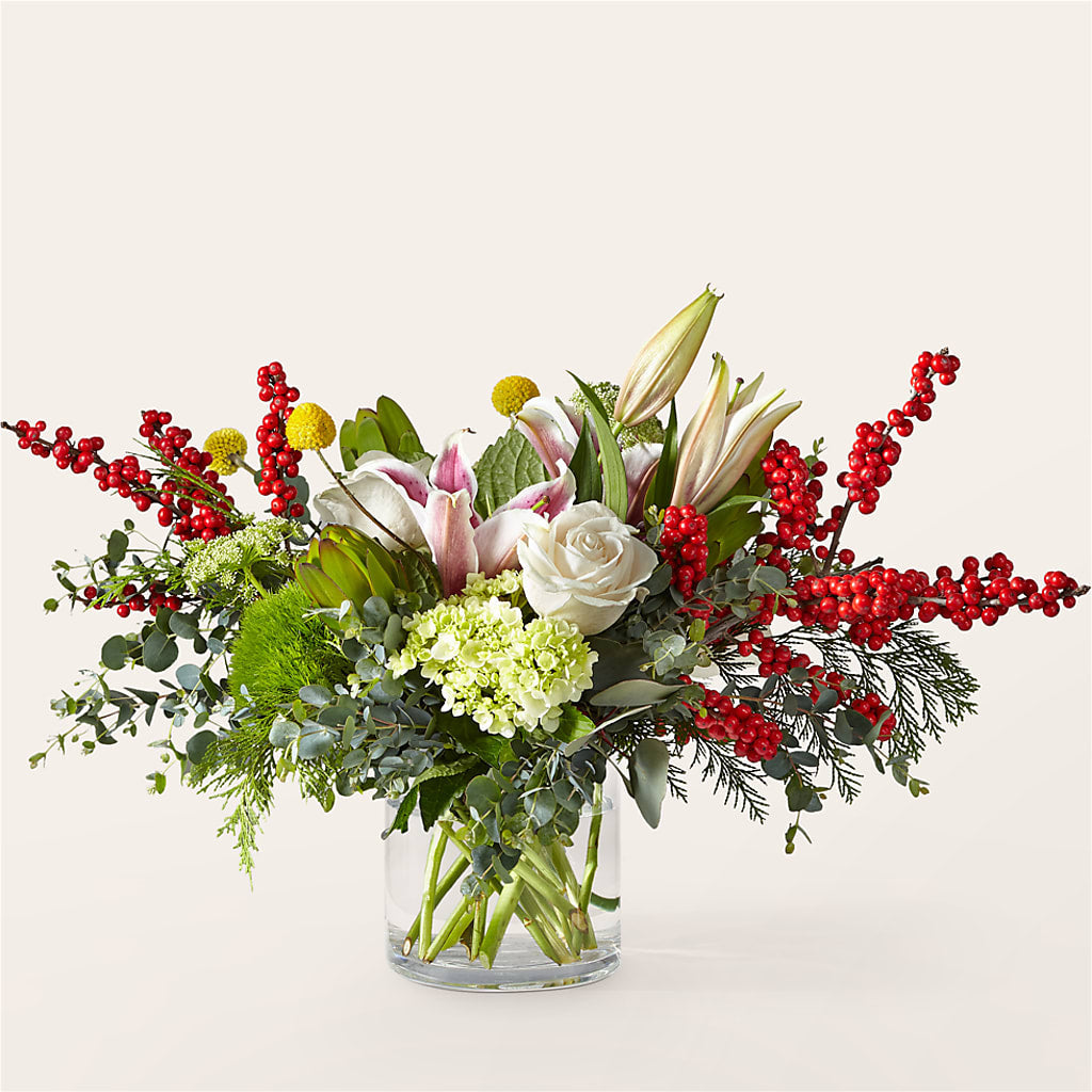 Berry & Bright Bouquet – LESLIE'S FLOWERS & PARTY SUPPLIES, Howell NJ