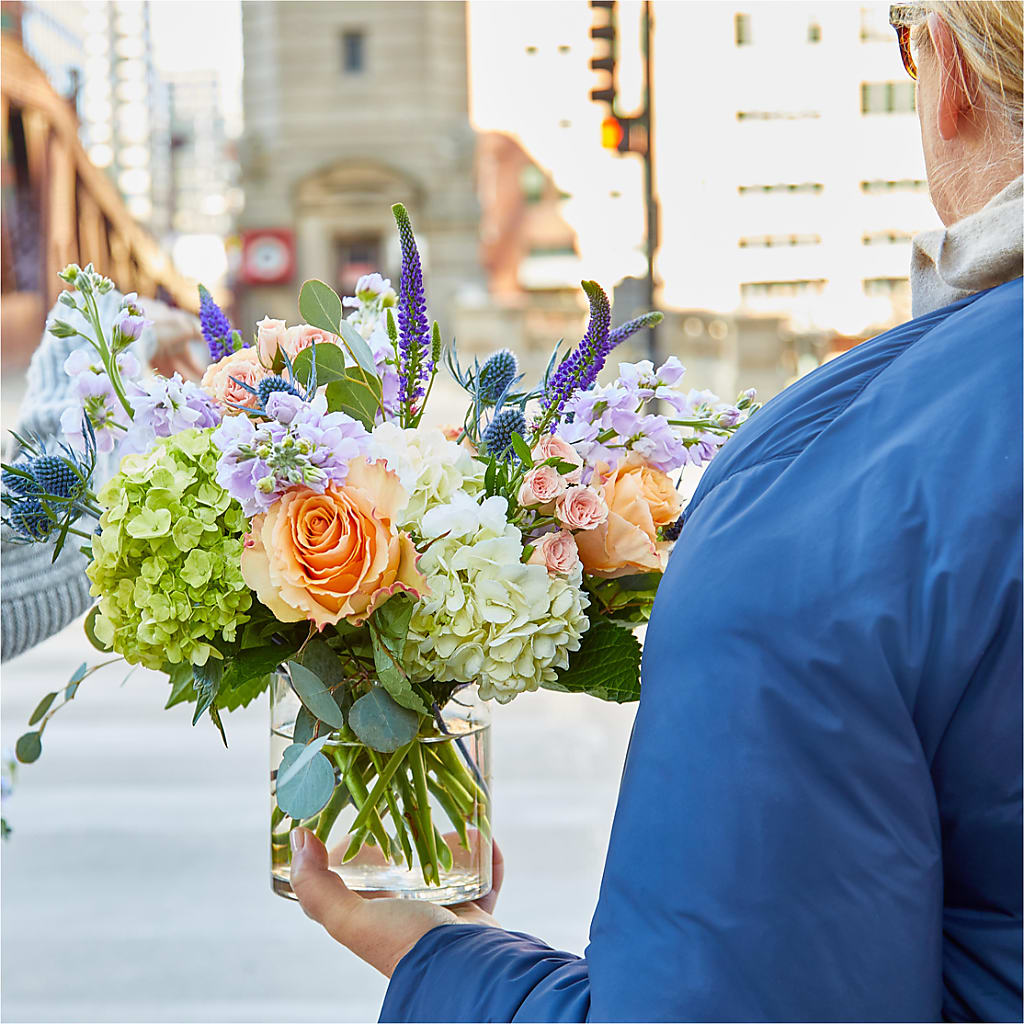 Porch Swing Bouquet – LESLIE'S FLOWERS & PARTY SUPPLIES, Howell NJ