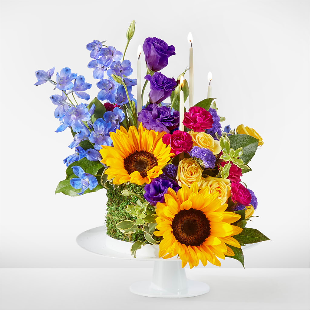 Star of the Day Floral Cake – LESLIE'S FLOWERS & PARTY SUPPLIES, Howell NJ