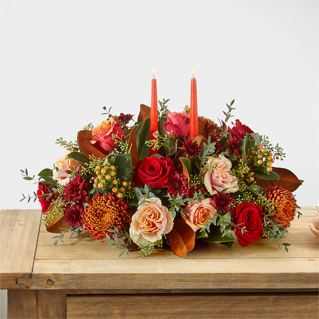 Gather Near Centerpiece – LESLIE'S FLOWERS & PARTY SUPPLIES, Howell NJ
