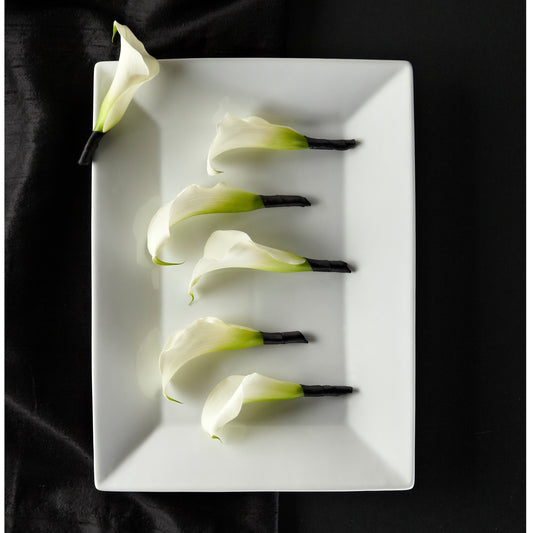 Calla Lily Promise Boutonniere – LESLIE'S FLOWERS & PARTY SUPPLIES, Howell NJ