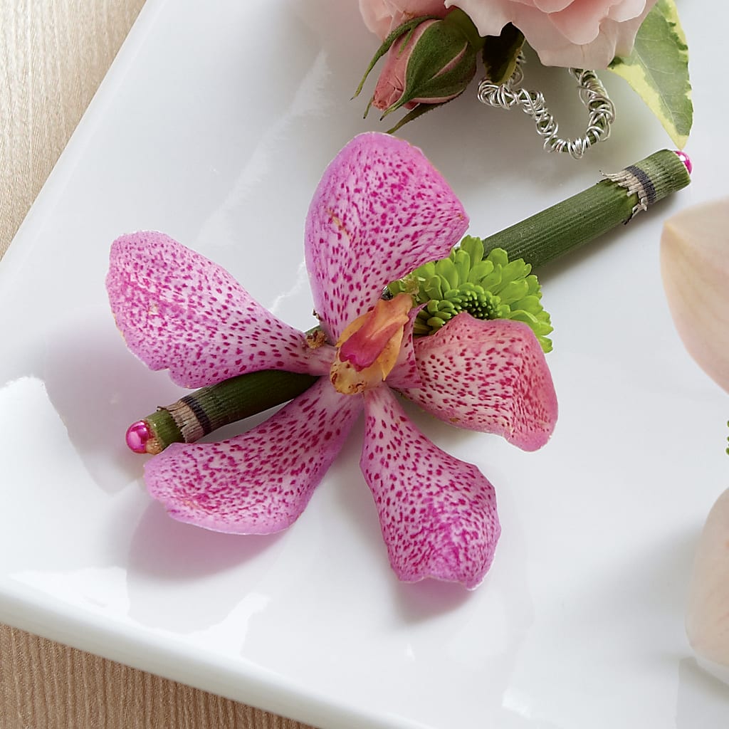 Pink Mokara Boutonniere – LESLIE'S FLOWERS & PARTY SUPPLIES, Howell NJ