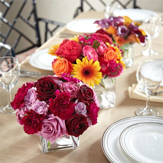 Love's Eternity Centerpiece – LESLIE'S FLOWERS & PARTY SUPPLIES, Howell NJ