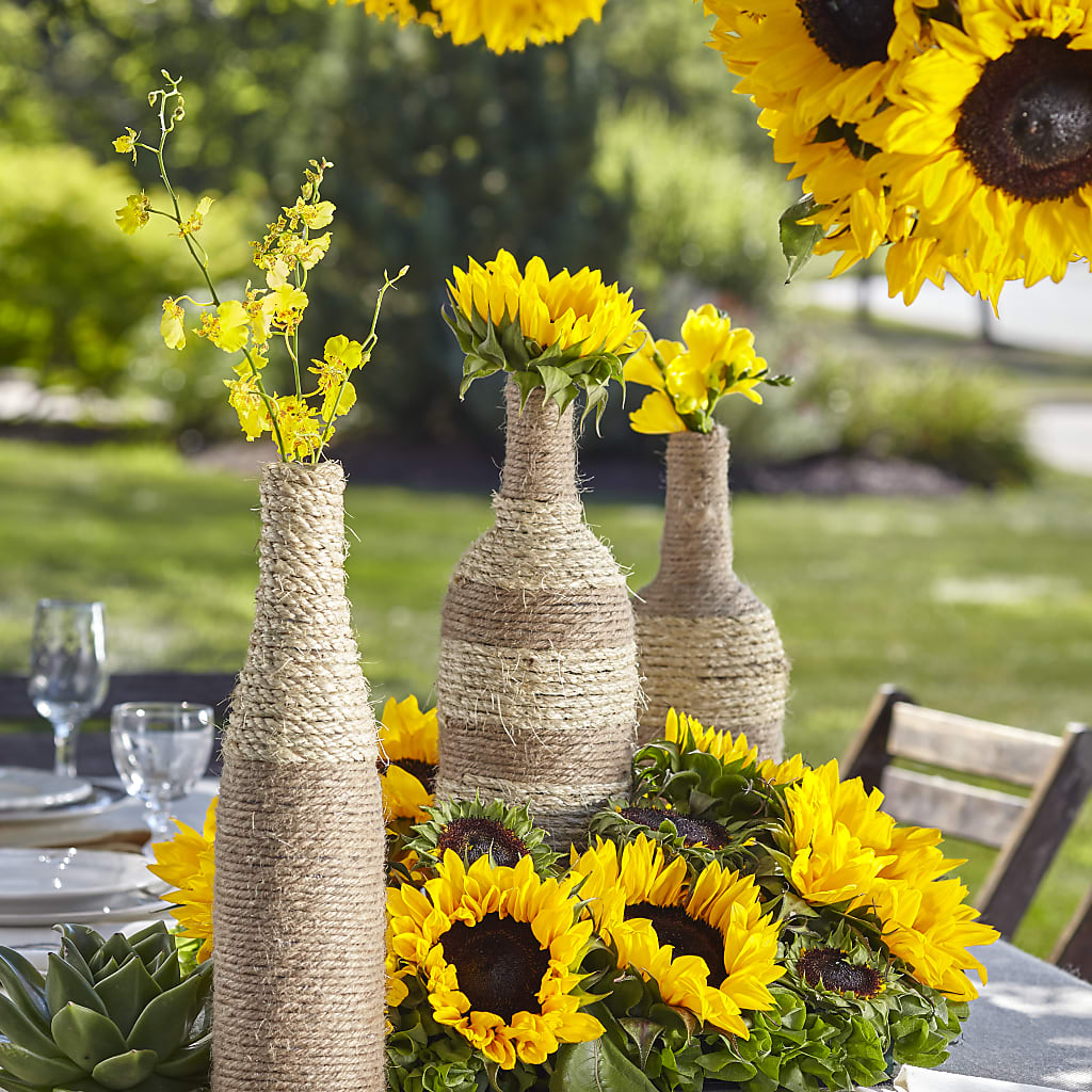 Sublime Garden Centerpiece – LESLIE'S FLOWERS & PARTY SUPPLIES, Howell NJ
